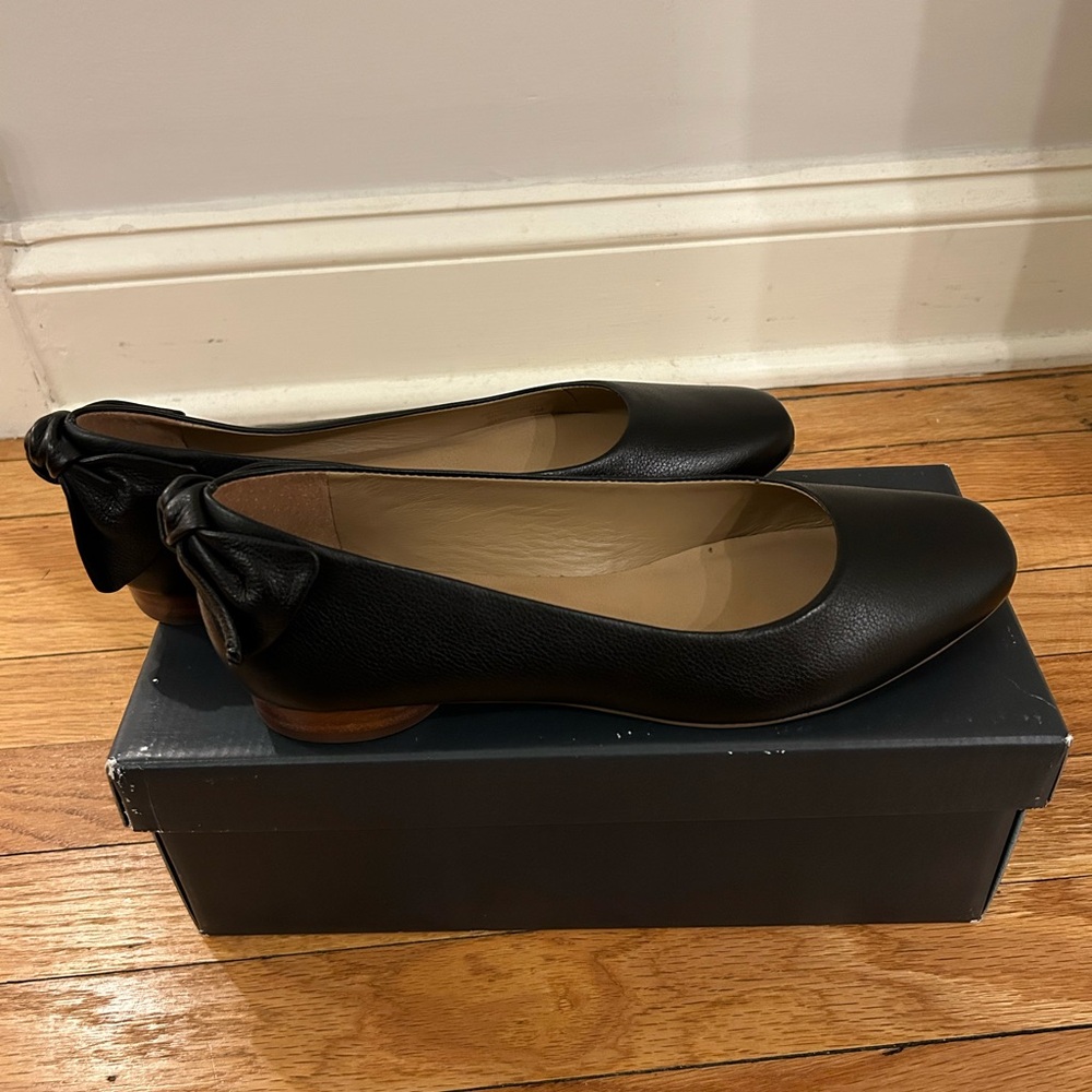Bernardo Black Leather Flats with Bow Detail